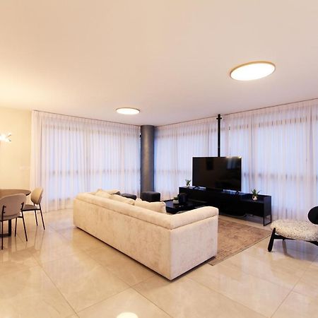 Mini Penthouse Near The Beach Netanya Exterior foto