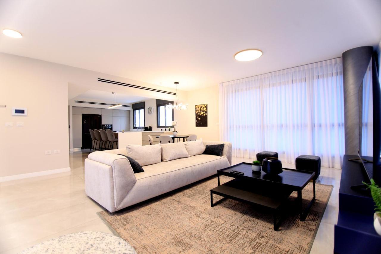 Mini Penthouse Near The Beach Netanya Exterior foto
