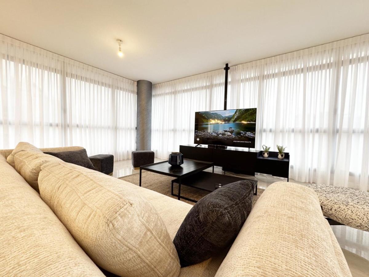 Mini Penthouse Near The Beach Netanya Exterior foto