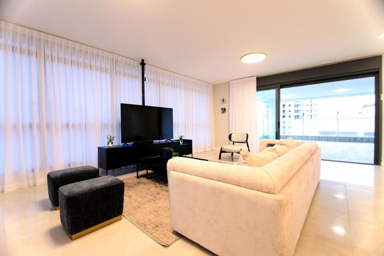 Mini Penthouse Near The Beach Netanya Exterior foto