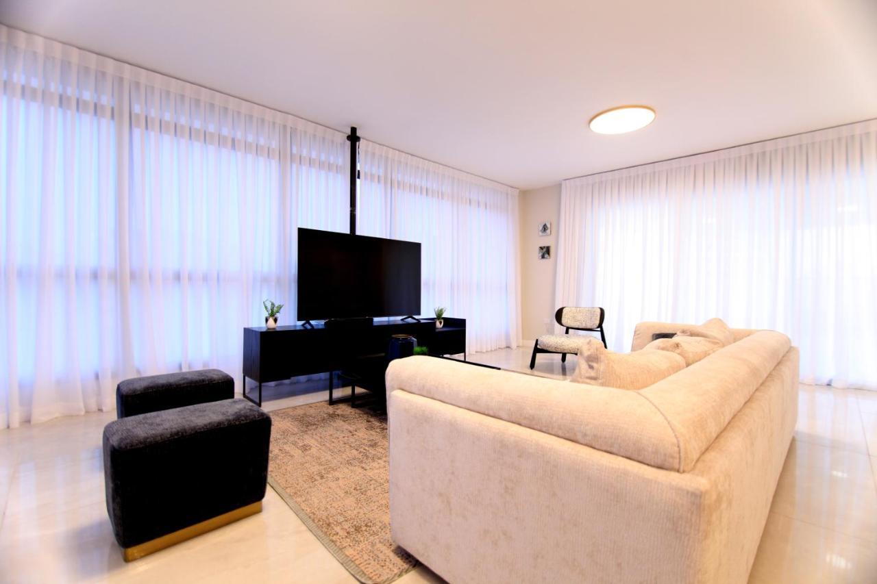 Mini Penthouse Near The Beach Netanya Exterior foto