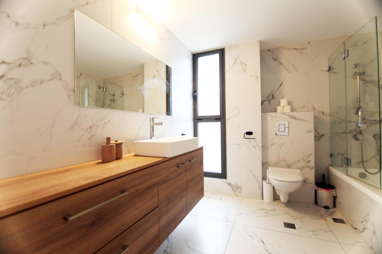Mini Penthouse Near The Beach Netanya Exterior foto